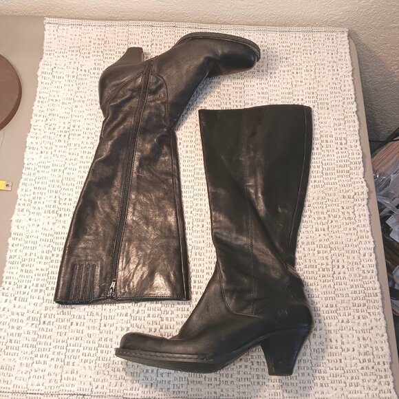 Born women's soft black leather knee high mid heel boots sz 11 Medium - Picture 3 of 15